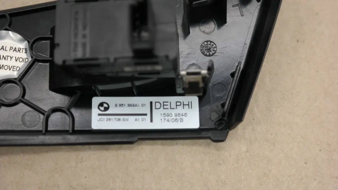 Switch window lifter rear left N/S SCHWARZ 6951966 to BMW 5 series E60 E61 M5 with Part number 61316951966 BMW 5 series E60 E61 M5 Switch window lifter rear left N/S SCHWARZ 6951966 - SKU 6951966-1 - Part number 61316951966