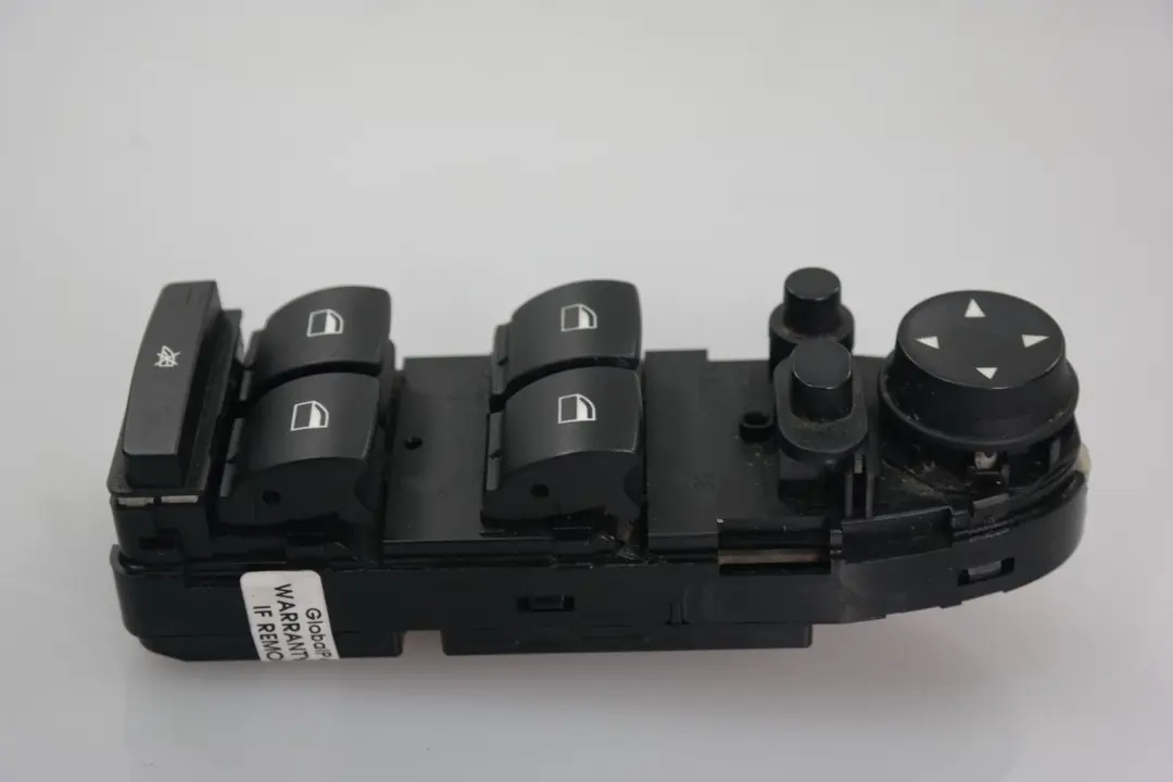 Fold Switch Window Lifter Driver's Side to BMW 1 Series E87 Power with Part number 6952064 BMW 1 Series E87 Power Fold Switch Window Lifter Driver's Side - SKU 6952064 - Part number 6952064