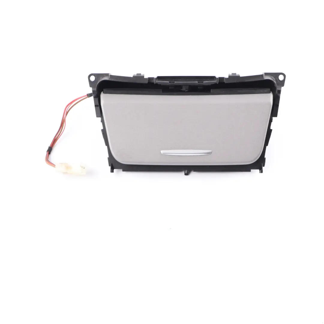 Cenicero Consola Central Frontal Decoración Titan Mate 7078571 para BMW E81 E87 con número de pieza 6954113 BMW E81 E87 Cenicero Consola Central Frontal Decoración Titan Mate 7078571 - SKU 6954113 - Número de pieza 6954113