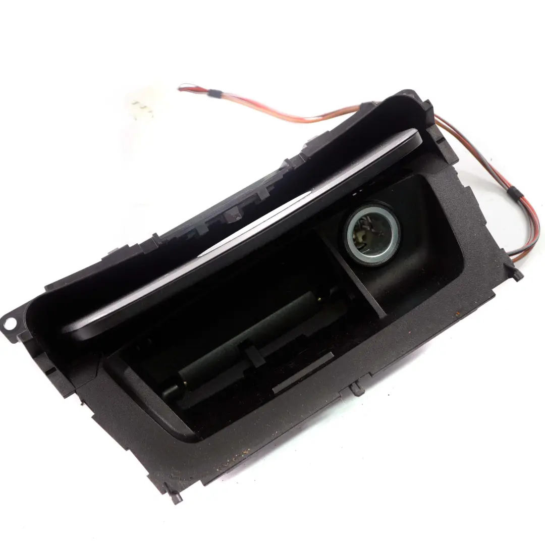 BMW E87 Cendrier Calcinateur Avant Console Kodiak Argent - SKU 6954116-1 - Numéro de pièce 6954116