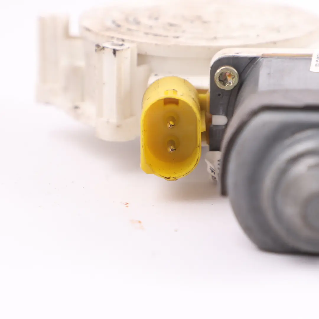 Motore Alzacristalli Anteriore Destro Mini R50 R52 R53 Unità Azionamento per con numero di parte 6954892 Motore Alzacristalli Anteriore Destro Mini R50 R52 R53 Unità Azionamento - SKU 6954892 - Numero di parte 6954892