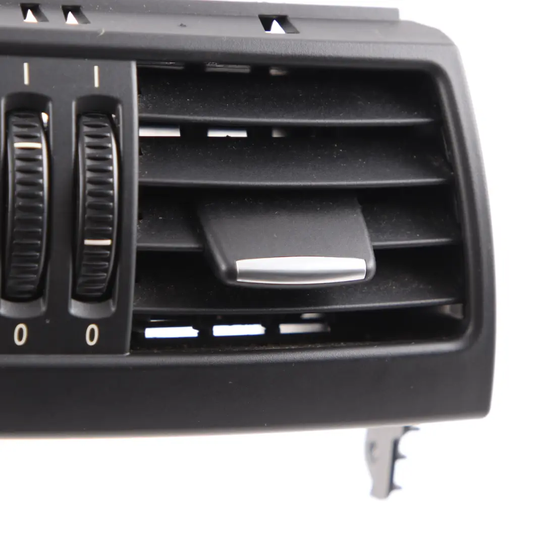 Kratki Nawiewu Tunelu Środkowego Tył Czarne do BMW X5 E70 X6 E71 o numerze 6954953 BMW X5 E70 X6 E71 Kratki Nawiewu Tunelu Środkowego Tył Czarne - SKU 6954953 - Numer Części 6954953