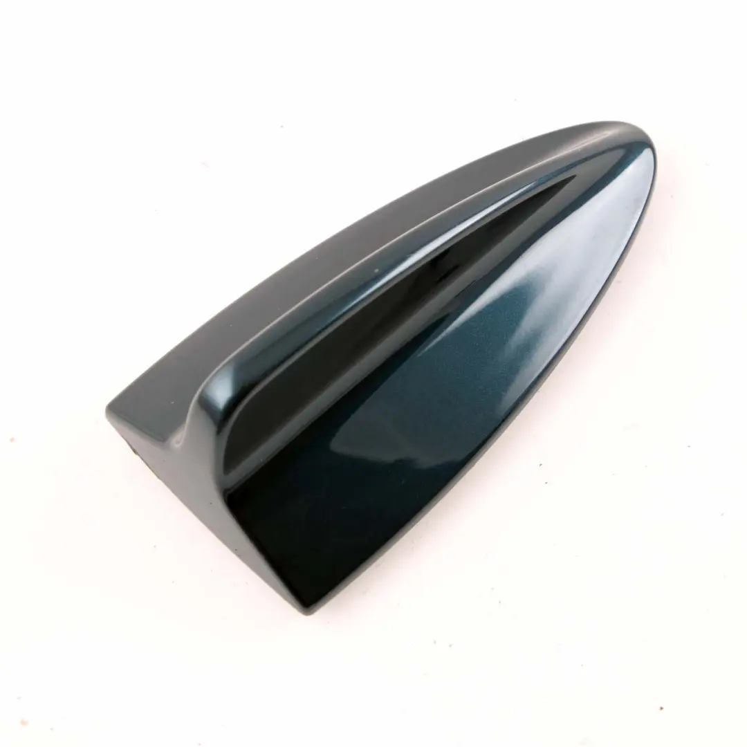 Squalo Antenna Tetto Alloggiamento Midnight Blue Metallic B38 per BMW E84 E91 con numero di parte 6955557 BMW E84 E91 Squalo Antenna Tetto Alloggiamento Midnight Blue Metallic B38 - SKU 6955557-MBM - Numero di parte 6955557