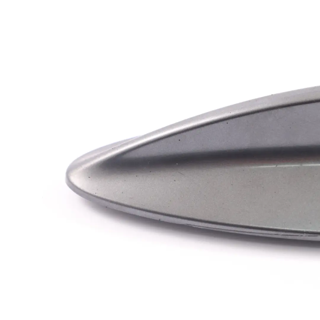 Leergehäuse Dachantenne Gehäuse Sparkling Graphite - A22 für BMW E91 mit Teilenummer 6955557 BMW E91 Leergehäuse Dachantenne Gehäuse Sparkling Graphite - A22 - SKU 6955557-SG2 - Teilenummer 6955557