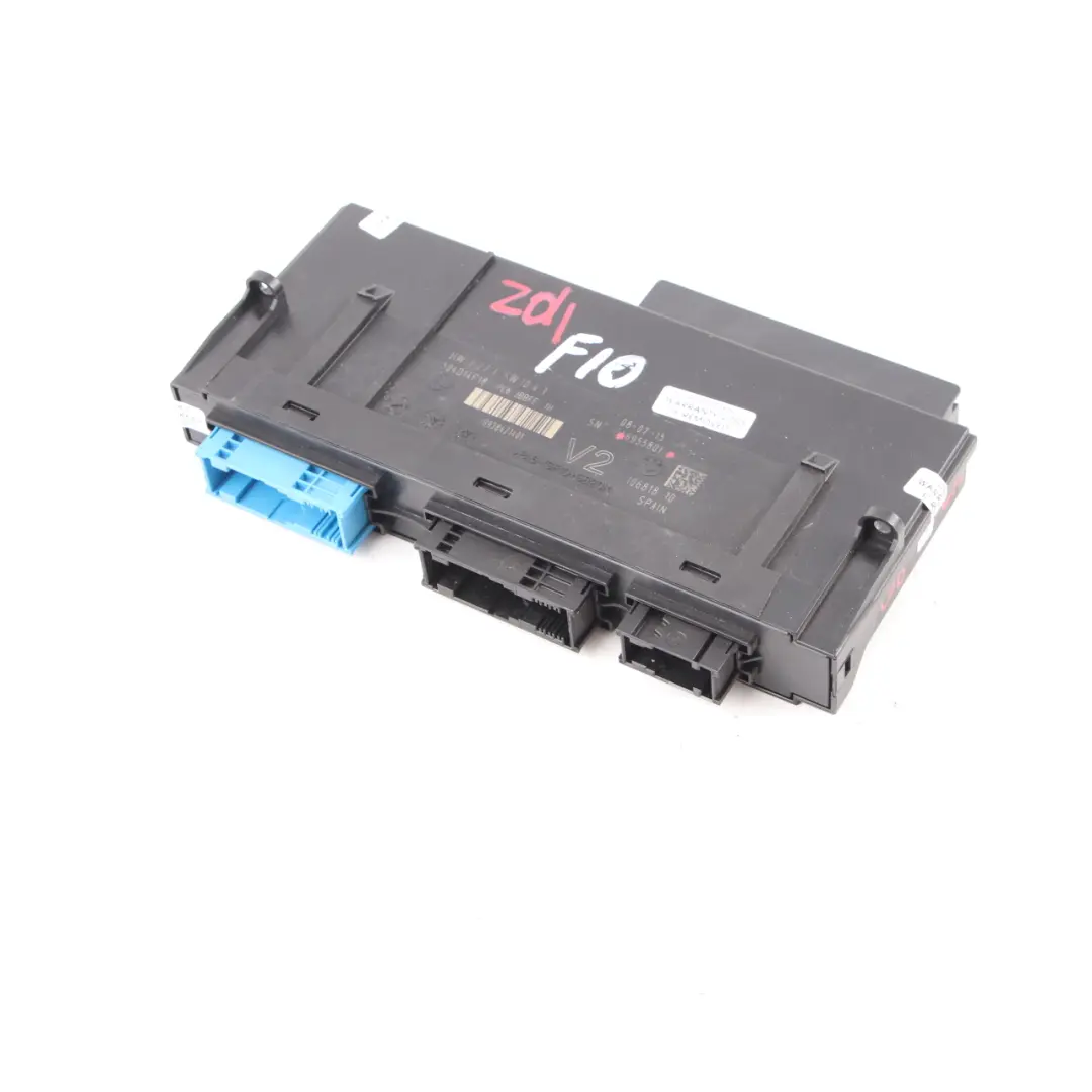 Body Control Module ECU Unit Junction Box PL6 JBBFE III V2 to BMW F10 with Part number 6955801 BMW F10 Body Control Module ECU Unit Junction Box PL6 JBBFE III V2 - SKU 6955801 - Part number 6955801