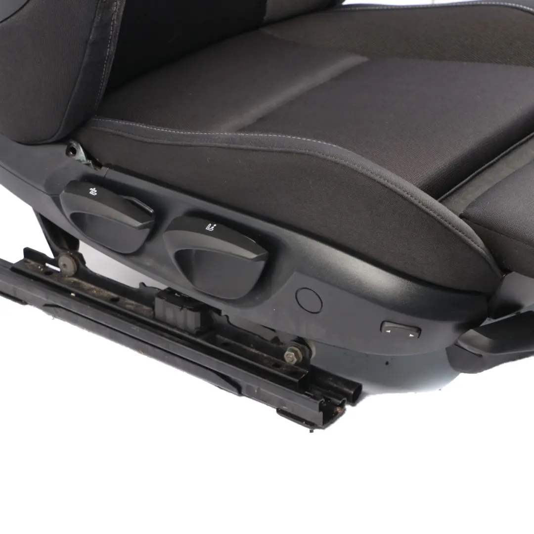 Bezug Lehne Stoff Vorne Rechts Sitz Anthrazit Network für BMW E87 LCI Sport mit Teilenummer 6955940 BMW E87 LCI Sport Bezug Lehne Stoff Vorne Rechts Sitz Anthrazit Network - SKU 6955940 - Teilenummer 6955940