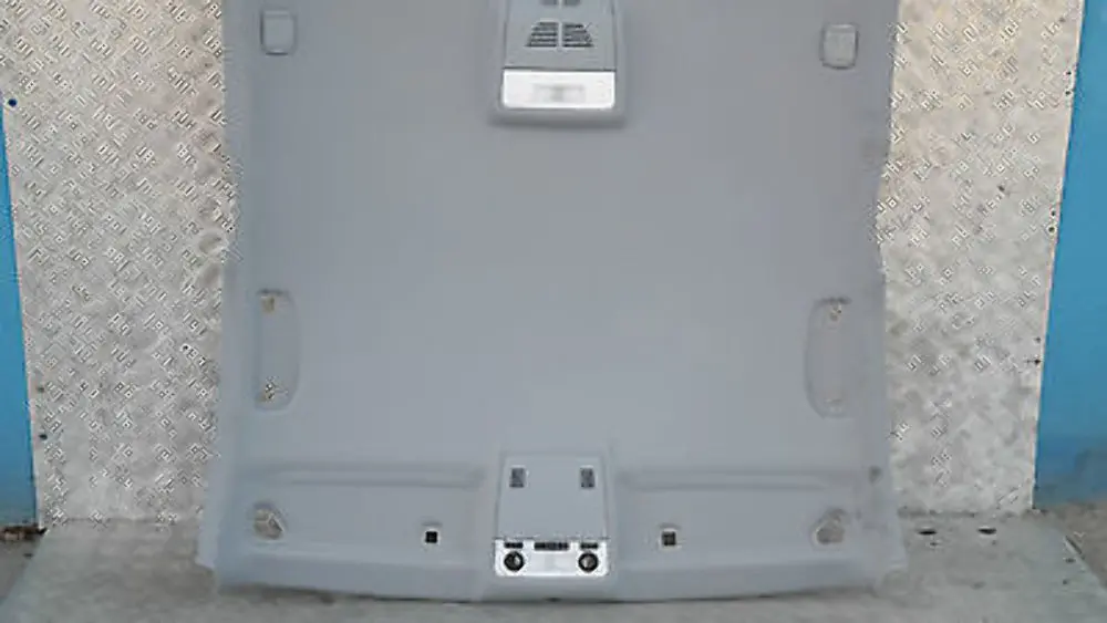 Genuine BMW 1 SERIES E87 E87N LCi Headlining moulded roof lining ALASKAGRAU to with Part number 6956003 Genuine BMW 1 SERIES E87 E87N LCi Headlining moulded roof lining ALASKAGRAU - SKU 6956003 - Part number 6956003