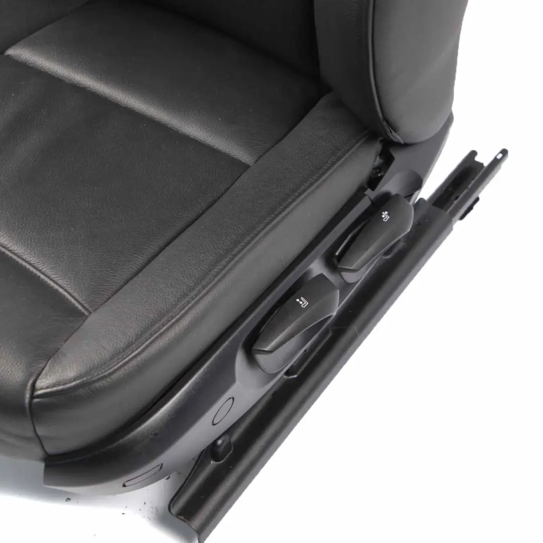 Siège avant gauche chauffant Cuir Noir Dakota Interior pour BMW E90 E91 à propos du numéro de pièce 6956377 BMW E90 E91 Siège avant gauche chauffant Cuir Noir Dakota Interior - SKU 6956377-2 - Numéro de pièce 6956377
