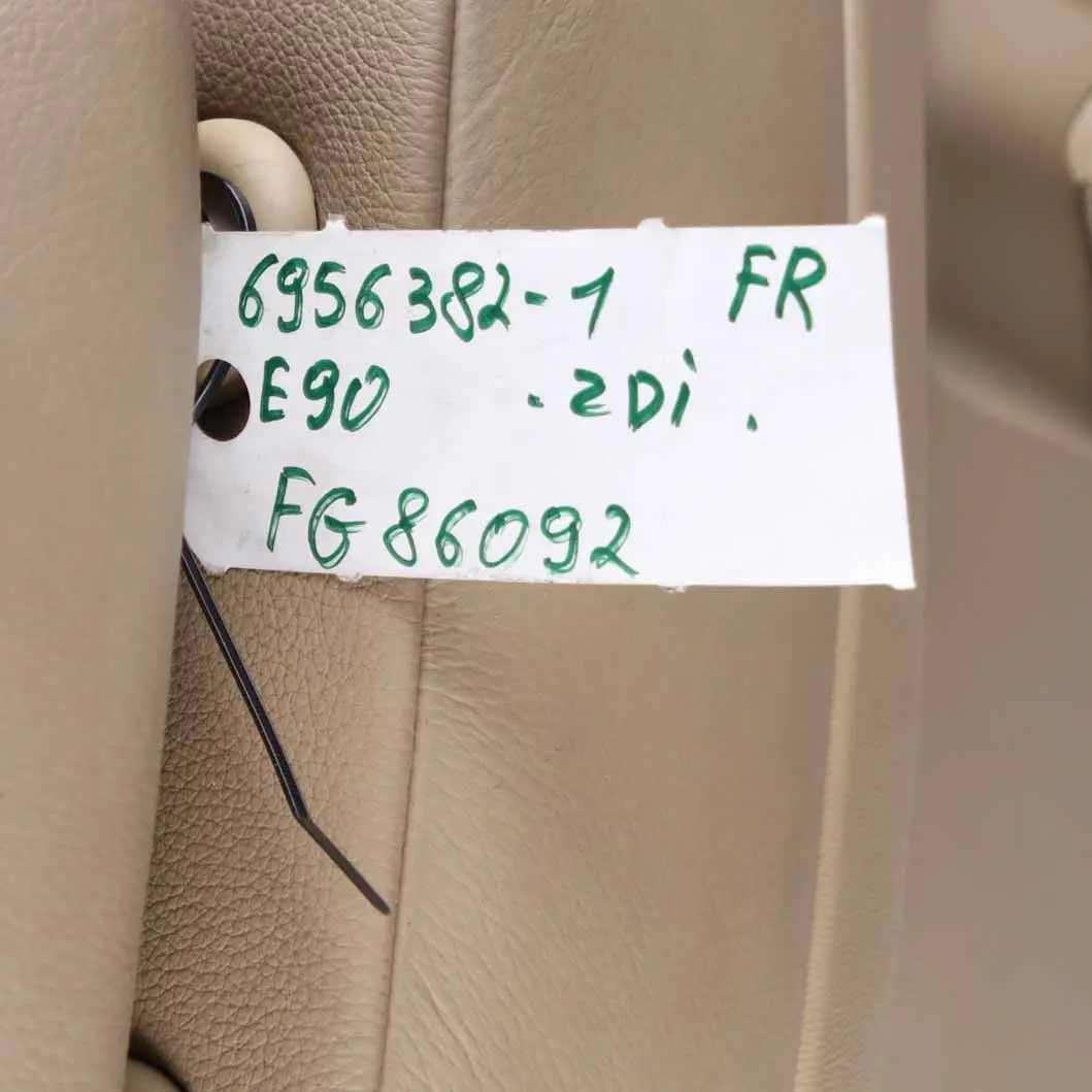 Fotel prawy przód skóra dakota beige do BMW E90 o numerze 6956382 BMW E90 Fotel prawy przód skóra dakota beige - SKU 6956382-1 - Numer Części 6956382