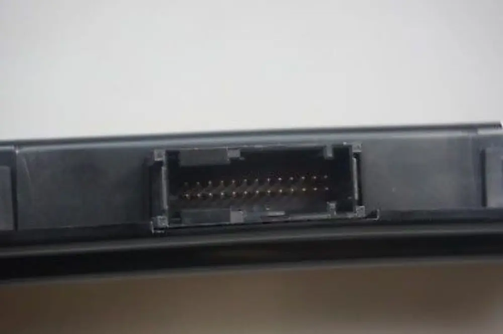 Light Module ECU LCM LOW Footwell module PL2 FRMFA to BMW 1 SERIES E87 with Part number 6956585 BMW 1 SERIES E87 Light Module ECU LCM LOW Footwell module PL2 FRMFA - SKU 6956585 - Part number 6956585