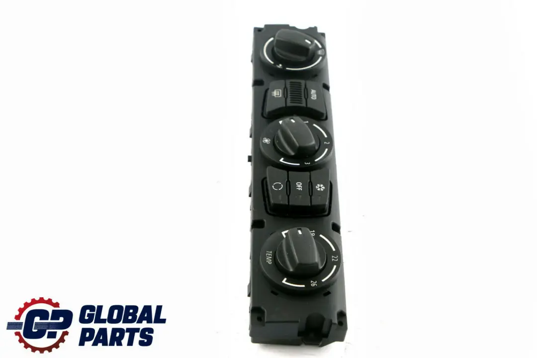 Panel sterownik klimatyzacji do BMW E60 E61 o numerze 6956825 BMW E60 E61 Panel sterownik klimatyzacji - SKU 6956825 - Numer Części 6956825