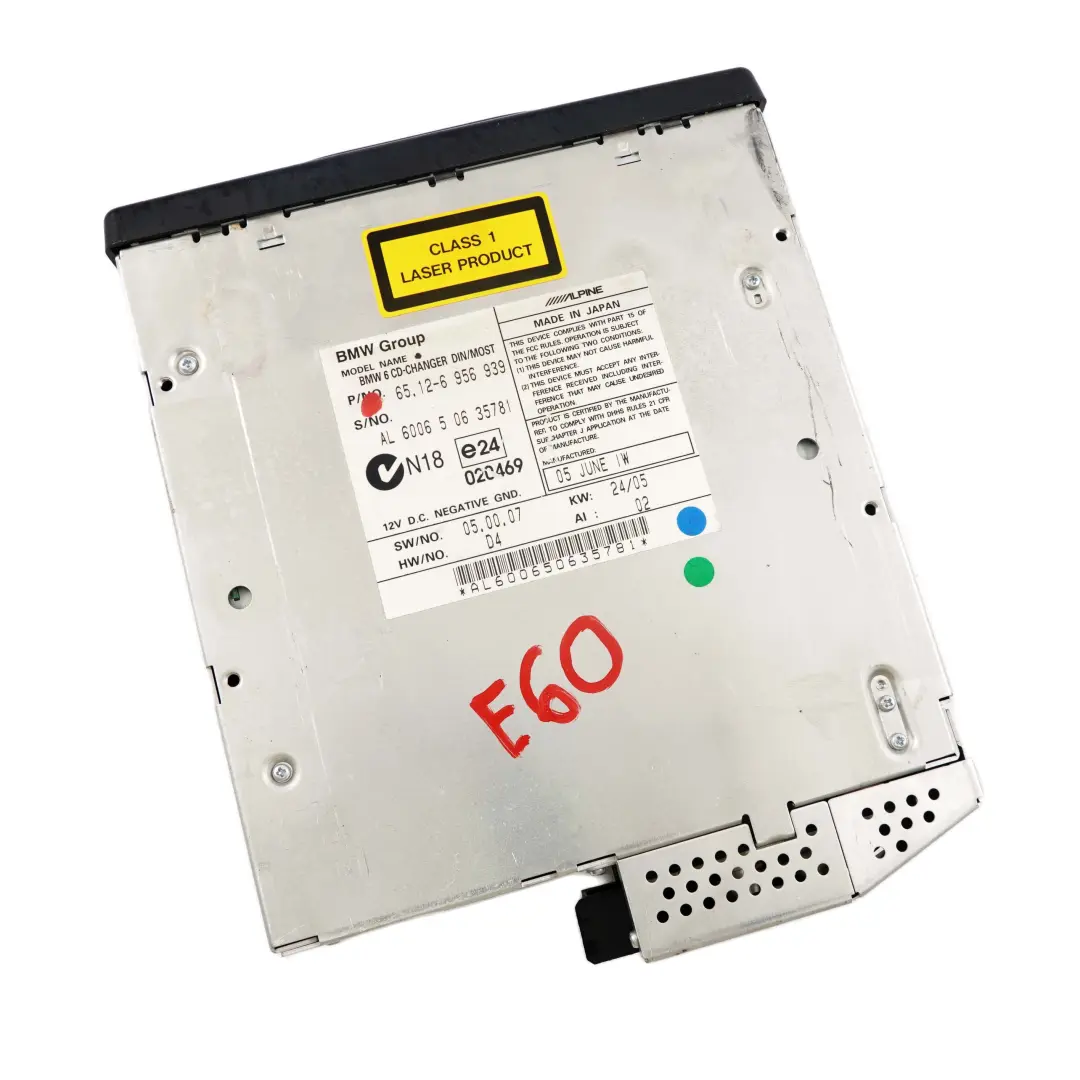 Changeur de CD compact a 6 disques avec magasin pour BMW E60 E61 E63 E64 à propos du numéro de pièce 6956939 BMW E60 E61 E63 E64 Changeur de CD compact a 6 disques avec magasin - SKU 6956939 - Numéro de pièce 6956939