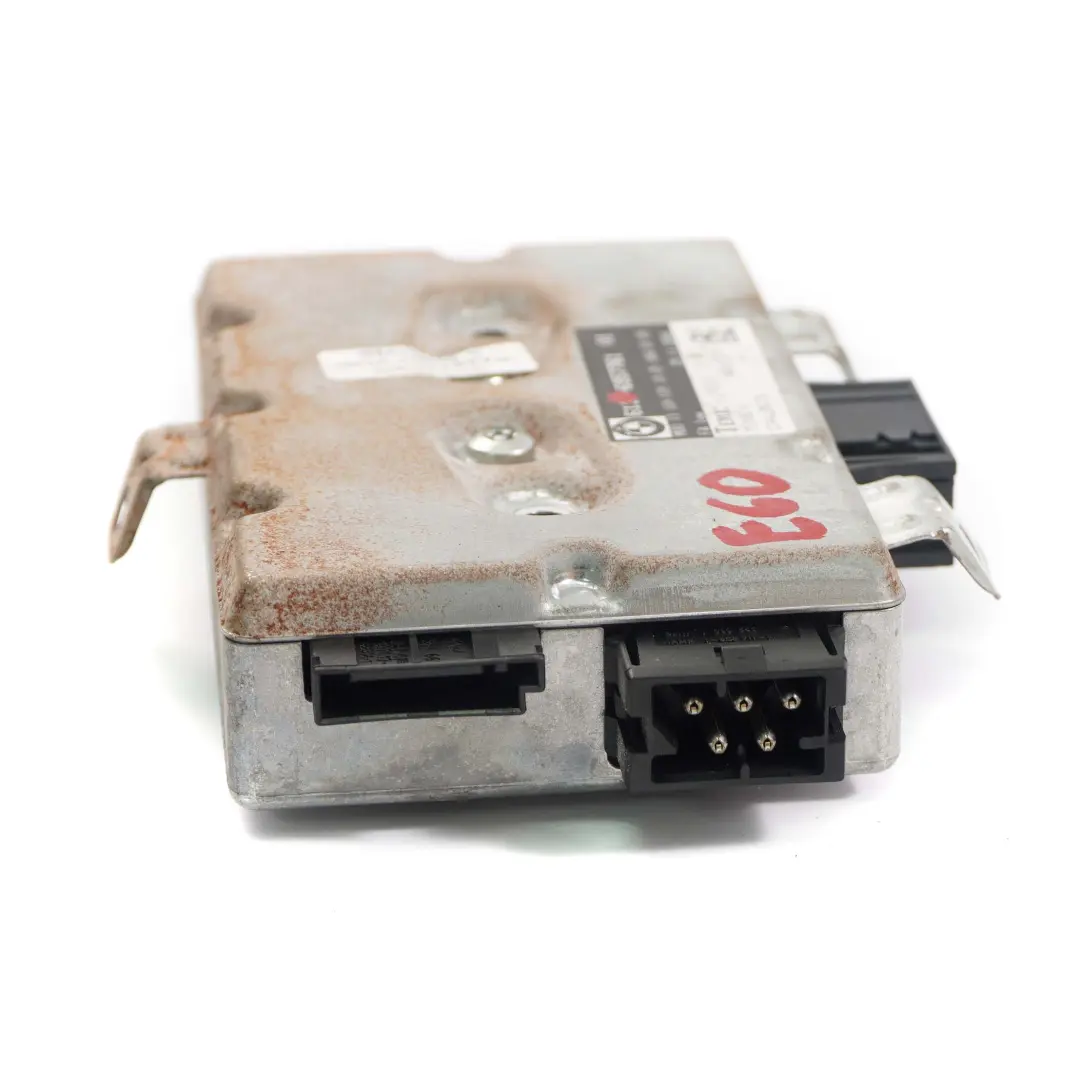 Door Airbag Control Module to BMW 5 6 Series E60 E61 E63 Passenger with Part number 6957761 BMW 5 6 Series E60 E61 E63 Passenger Door Airbag Control Module - SKU 6957761 - Part number 6957761