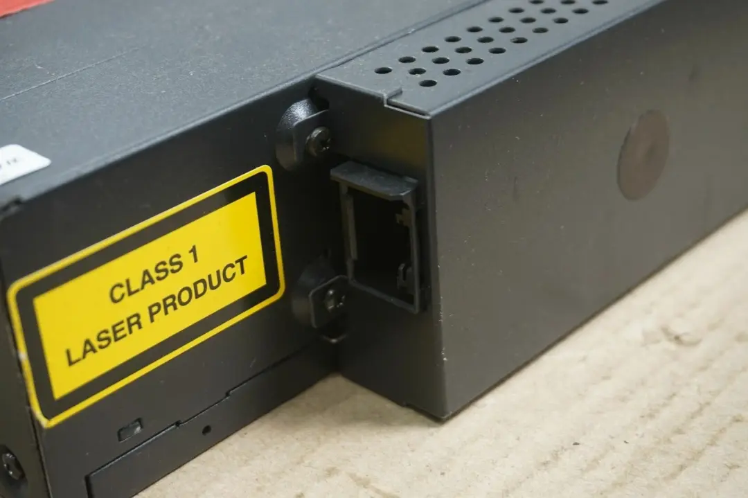 Chargeur De CD Sans Magazine pour BMW E81 E87 E90 E91 E92 6 à propos du numéro de pièce 6958198 BMW E81 E87 E90 E91 E92 6 Chargeur De CD Sans Magazine - SKU 6958198 - Numéro de pièce 6958198