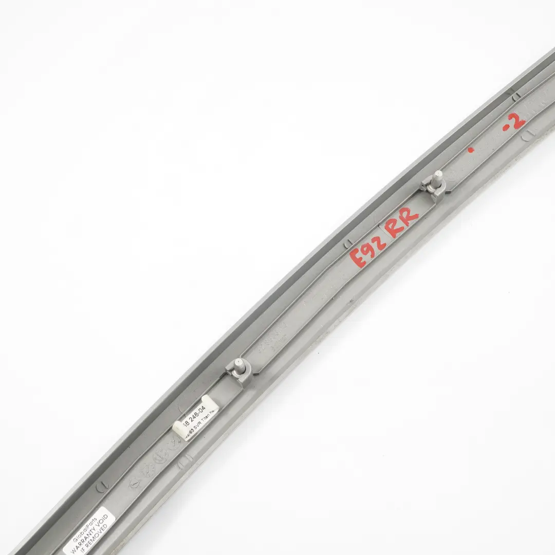 Dekorleiste Seitenverkleidung Hinten Rechts Titan Hell für BMW E92 2 mit Teilenummer 6958246 BMW E92 2 Dekorleiste Seitenverkleidung Hinten Rechts Titan Hell - SKU 6958246-2 - Teilenummer 6958246