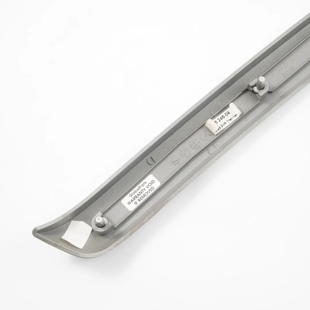 BMW E92 Bande décorative enjoliveur arrière droit Lumière des Titans - SKU 6958246-2 - Numéro de pièce 6958246