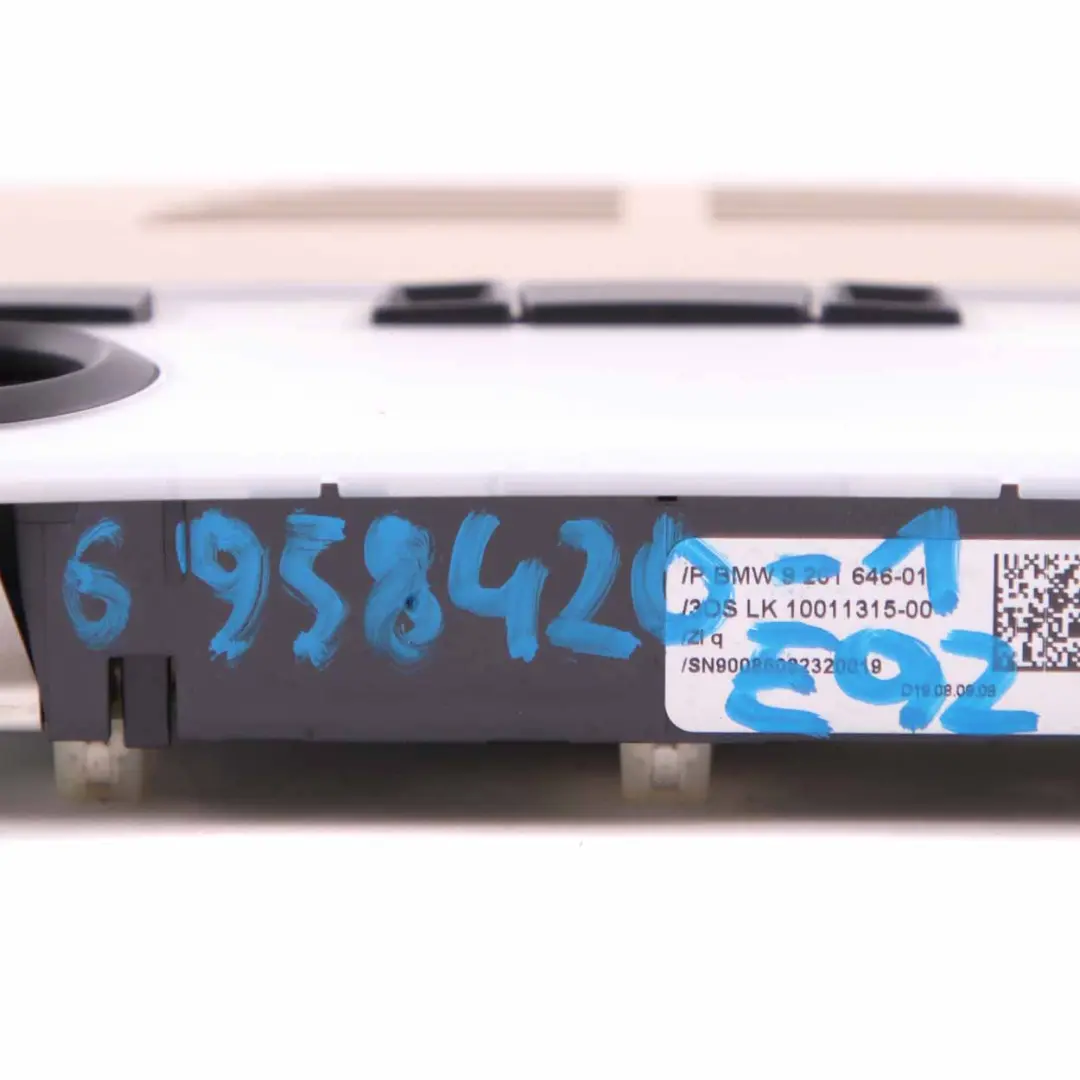 Interior Reading Light Lamp Rear Creambeige 1 to BMW E84 E92 with Part number 6958420 BMW E84 E92 Interior Reading Light Lamp Rear Creambeige 1 - SKU 6958420-1 - Part number 6958420