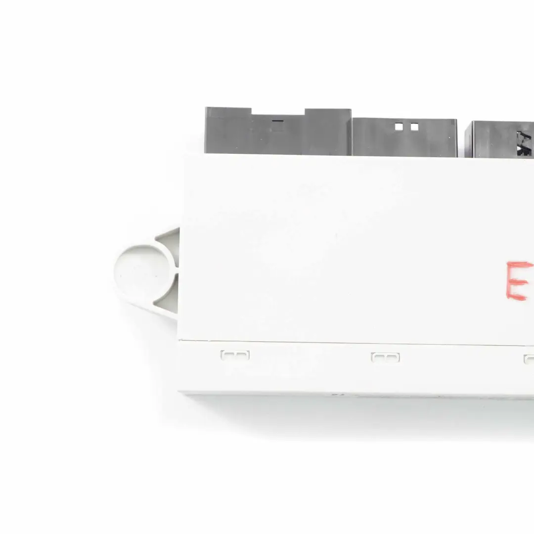 Unità controllo porta passeggero anteriore Modulo ECU per BMW E65 E66 E67 con numero di parte 6958446 BMW E65 E66 E67 Unità controllo porta passeggero anteriore Modulo ECU - SKU 6958446 - Numero di parte 6958446