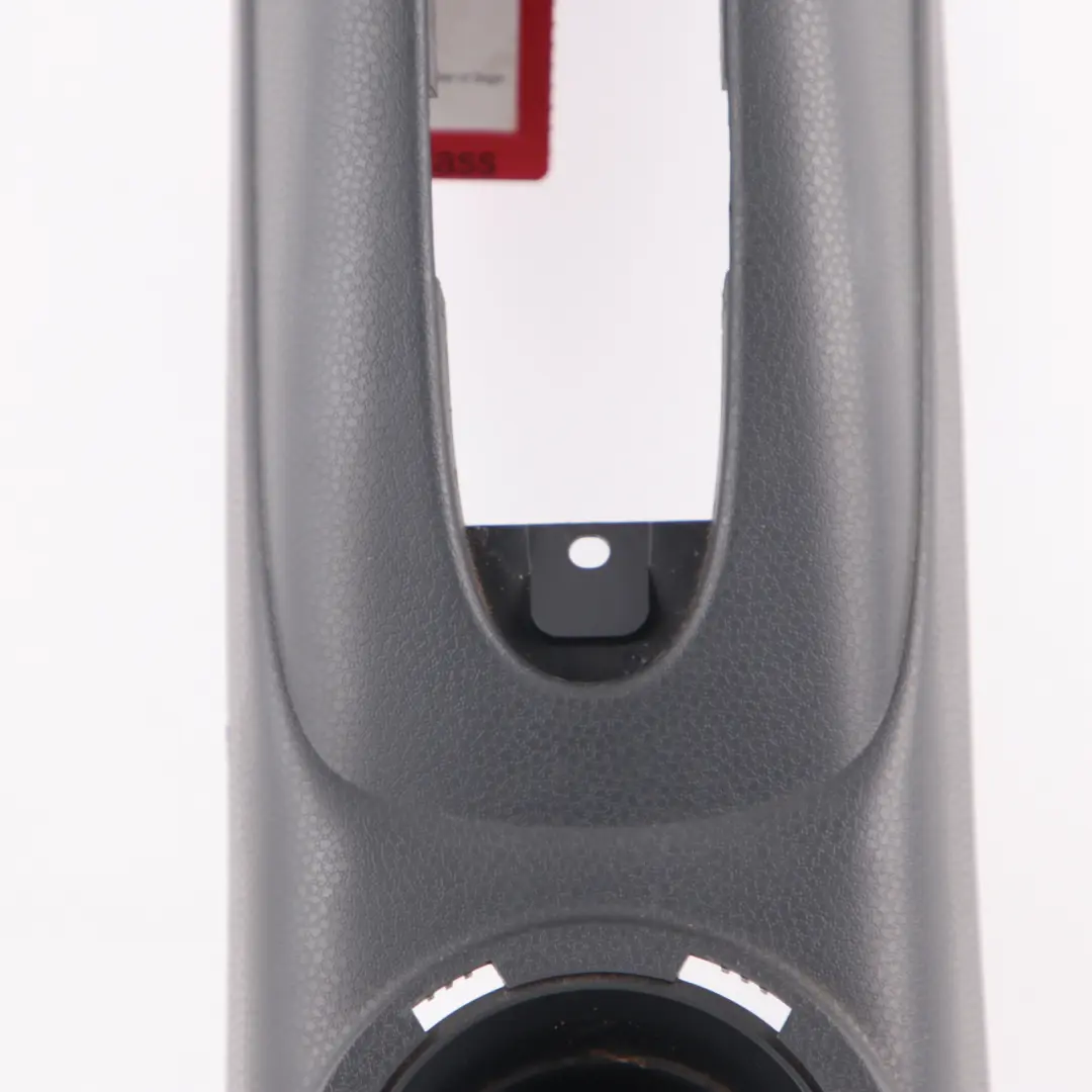 Support frein main Console centrale Noir panthère 6955194 pour Mini Cooper R52 Cabrio à propos du numéro de pièce 6958577 Mini Cooper R52 Cabrio Support frein main Console centrale Noir panthère 6955194 - SKU 6958577 - Numéro de pièce 6958577