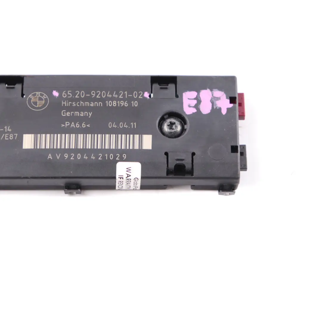 Antena Amplificador Antena Diversity Modulo 4142335 para BMW E81 E87 con número de pieza 6958900 BMW E81 E87 Antena Amplificador Antena Diversity Modulo 4142335 - SKU 6958900 - Número de pieza 6958900