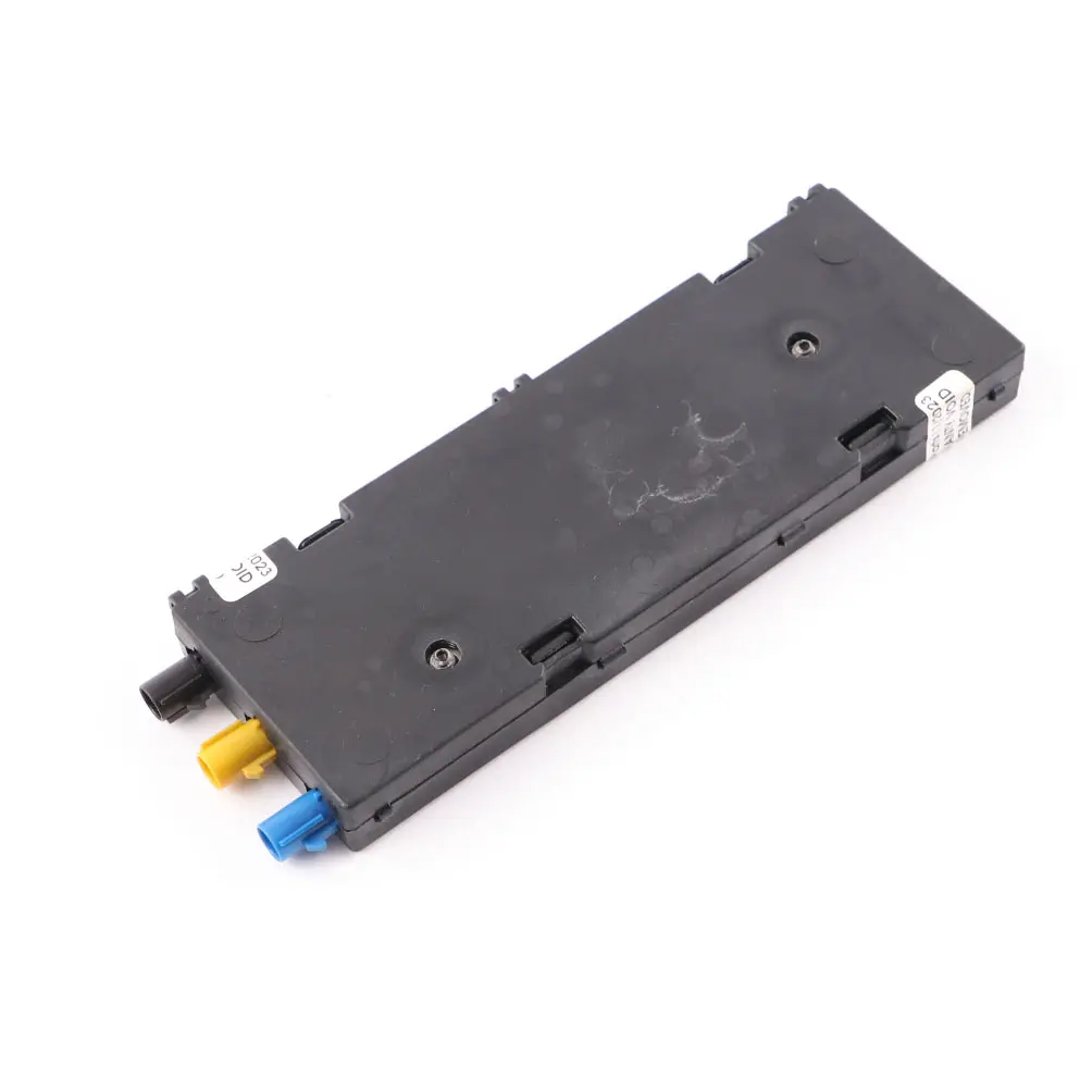 Aerial Antenna Amplifier Diversity DAB Control Unit to BMW E81 E87 with Part number 6958901 BMW E81 E87 Aerial Antenna Amplifier Diversity DAB Control Unit - SKU 6958901 - Part number 6958901