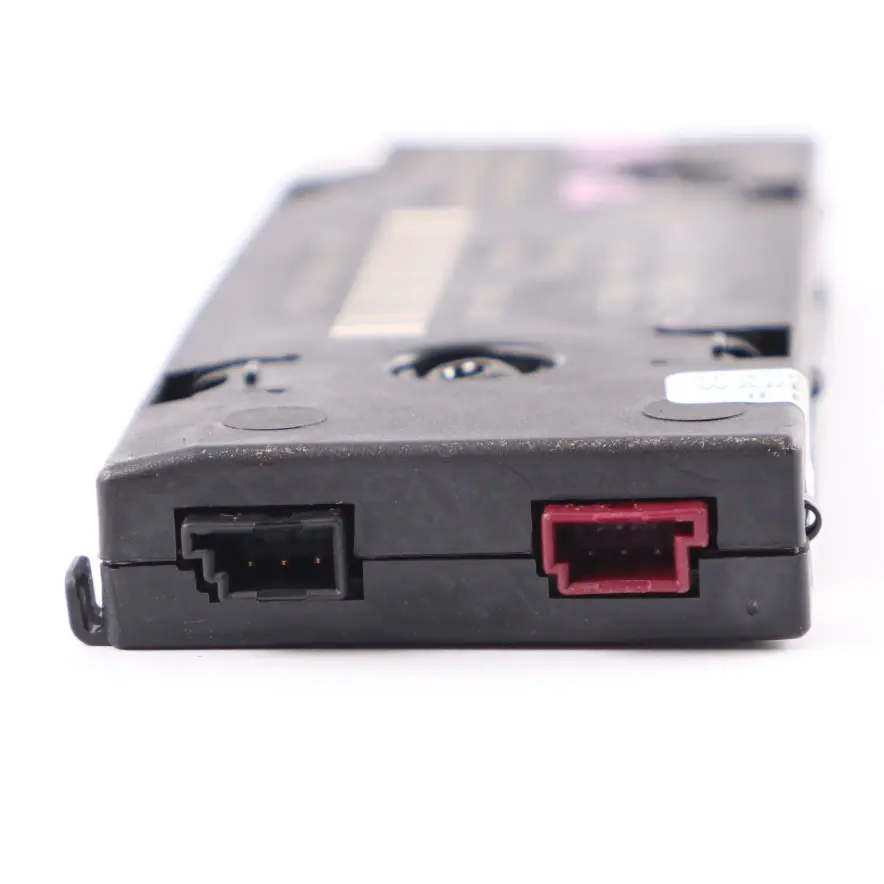 Aerial Antenna Amplifier Diversity DAB Control Unit to BMW E81 E87 with Part number 6958901 BMW E81 E87 Aerial Antenna Amplifier Diversity DAB Control Unit - SKU 6958901 - Part number 6958901