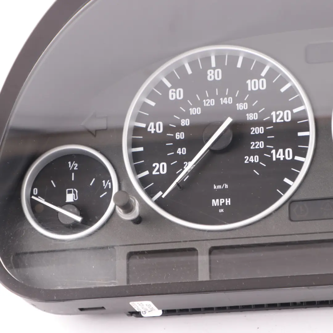 EXCH Instrument Cluster MPH Spedometer RPM Gauge Chrome Rings 6959120 to BMW X5 E53 with Part number 9147692 BMW X5 E53 EXCH Instrument Cluster MPH Spedometer RPM Gauge Chrome Rings 6959120 - SKU 6959120-1 - Part number 9147692