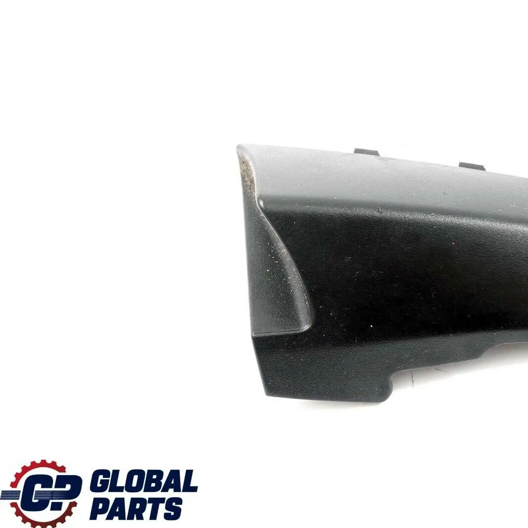 Apertura Gurtendbeschlag Destro Nero per BMW E81 E82 E88 E92 LCI con numero di parte 6959286 BMW E81 E82 E88 E92 LCI Apertura Gurtendbeschlag Destro Nero - SKU 6959286 - Numero di parte 6959286