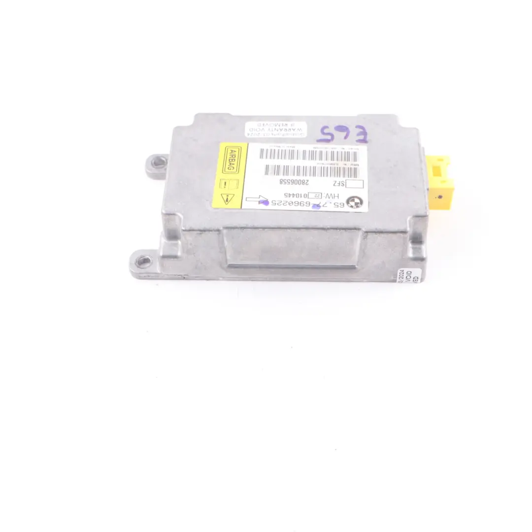 Sensor Fahrzeugmitte Steuergeraet 6970889 für BMW E65 E66 E67 mit Teilenummer 6960225 BMW E65 E66 E67 Sensor Fahrzeugmitte Steuergeraet 6970889 - SKU 6960225 - Teilenummer 6960225