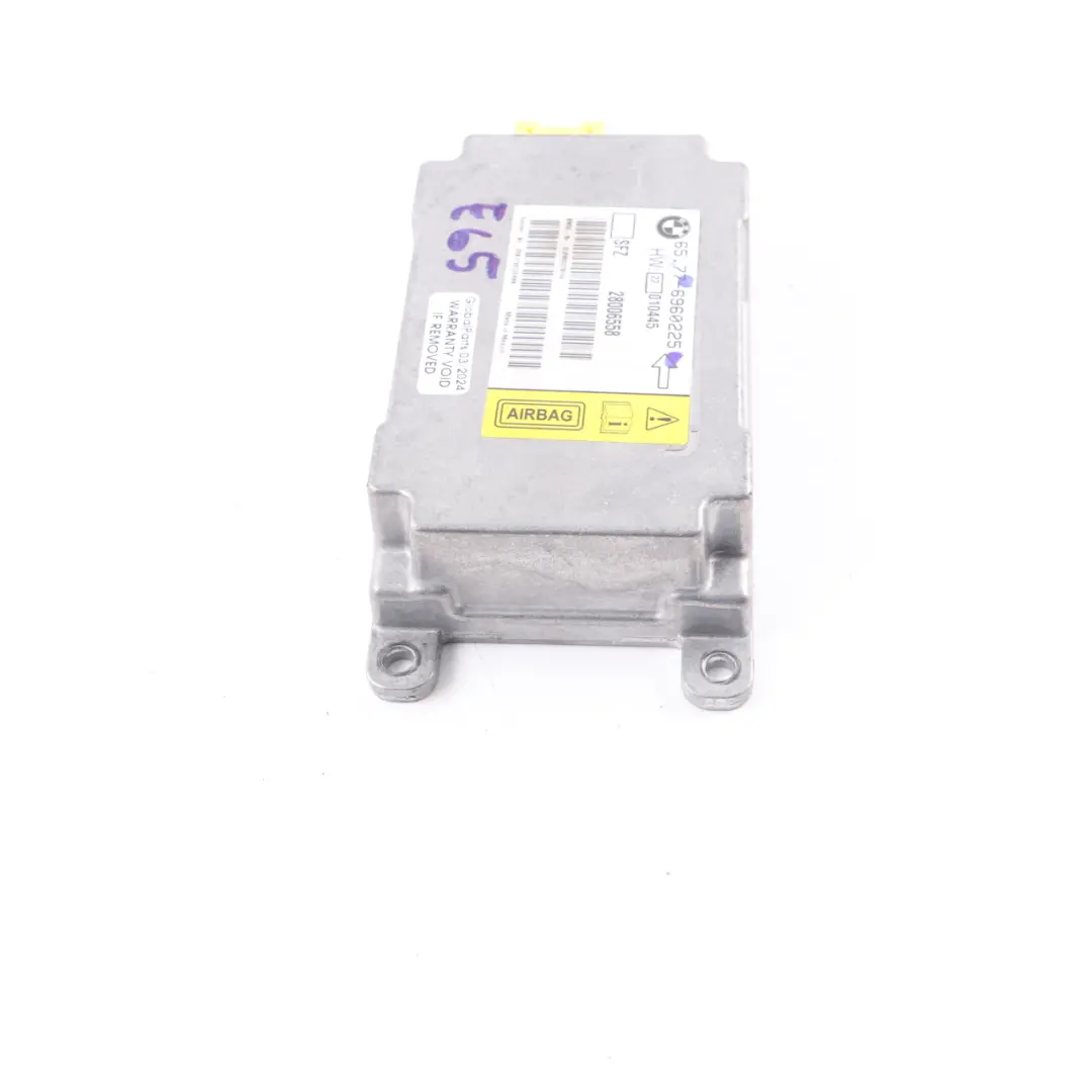 Sensore Fahrzeugmitte Unita di Controllo 6970889 per BMW E65 E66 E67 con numero di parte 6960225 BMW E65 E66 E67 Sensore Fahrzeugmitte Unita di Controllo 6970889 - SKU 6960225 - Numero di parte 6960225
