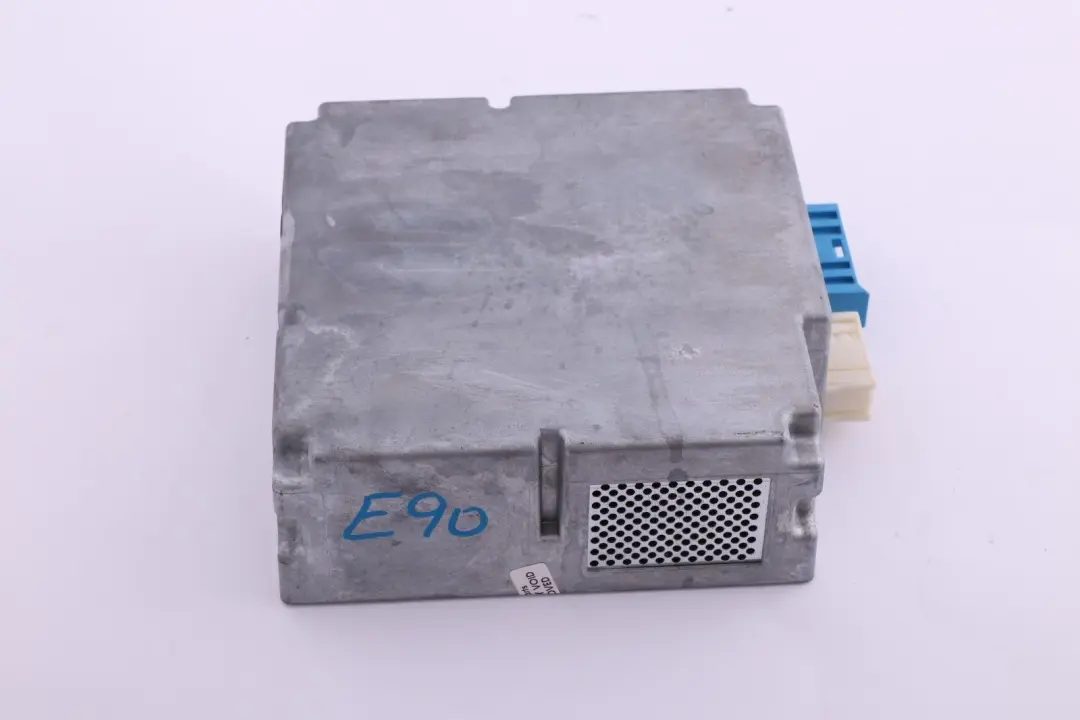 FBAS Module TV vidéo analogique pour BMW 3 5 6 E60 E61 E63 E64 E90 E91 à propos du numéro de pièce 6960428 BMW 3 5 6 E60 E61 E63 E64 E90 E91 FBAS Module TV vidéo analogique - SKU 6960428 - Numéro de pièce 6960428