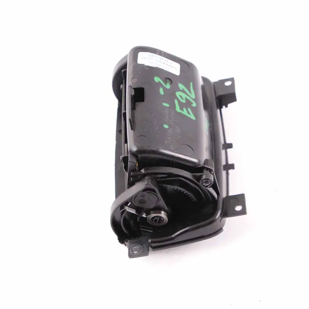 Vano Portaoggetti Posacenere Fondkonsole Rear Titan Argento per BMW E92 E93 2 con numero di parte 6960686 BMW E92 E93 2 Vano Portaoggetti Posacenere Fondkonsole Rear Titan Argento - SKU 6960686-2 - Numero di parte 6960686