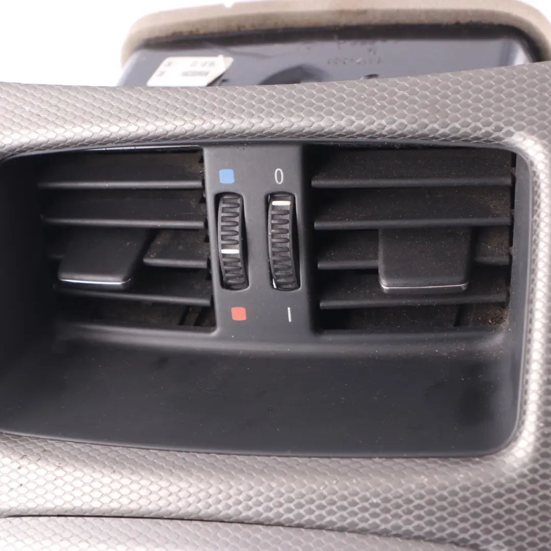 BMW E92 E93 Garniture bouche d'aération arrière Silver Alu - SKU 6960686-7 - Numéro de pièce 6960686