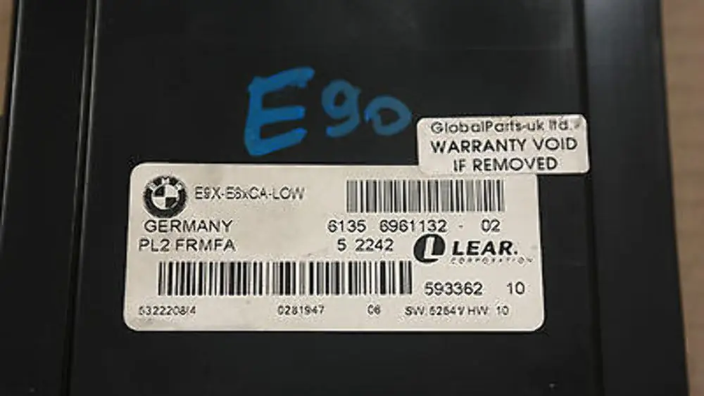 Footwell module LOW BODY CONTROL UNIT 6135 to BMW 3 SERIES E90 with Part number 6961132 BMW 3 SERIES E90 Footwell module LOW BODY CONTROL UNIT 6135 - SKU 6961132 - Part number 6961132