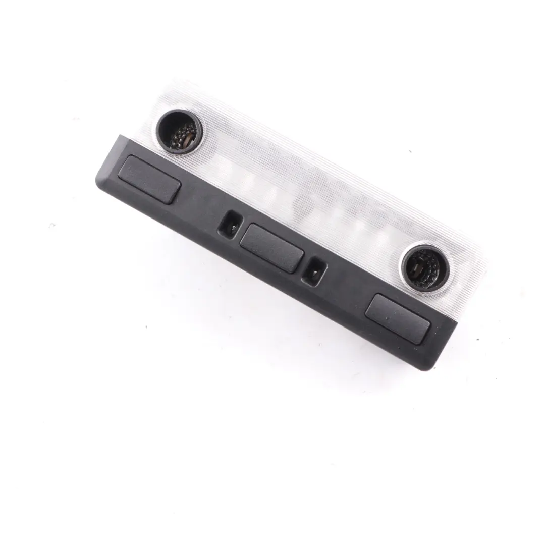 E63N E64 E64N LCI Luz de lectura interior delantera 6935883 para BMW E63 con número de pieza 6962055 BMW E63 E63N E64 E64N LCI Luz de lectura interior delantera 6935883 - SKU 6962055 - Número de pieza 6962055