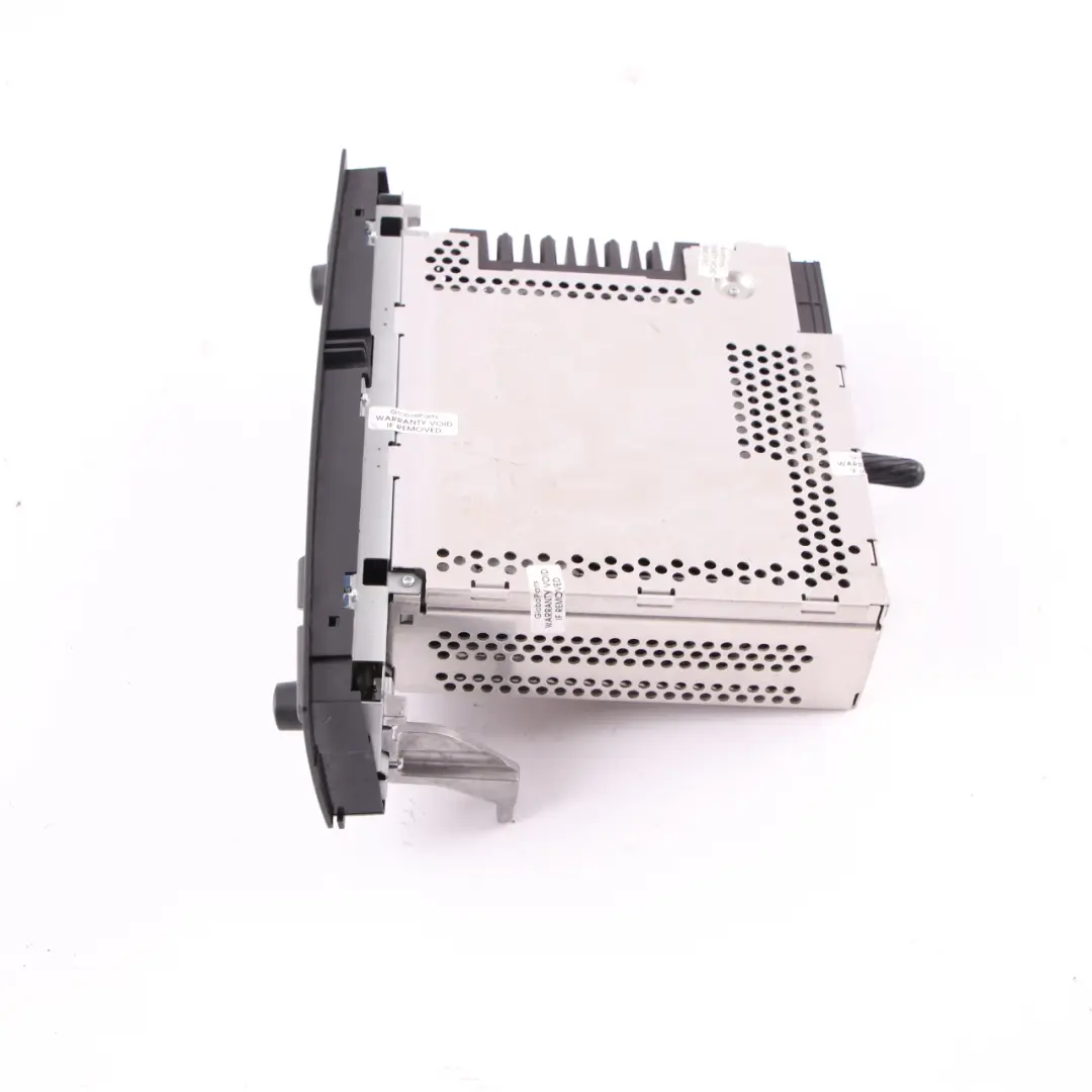 Radio Professional BMW E81 E87 E90 E91 E92 Radio CD Player Head Unit to with Part number 9144776 Radio Professional BMW E81 E87 E90 E91 E92 Radio CD Player Head Unit - SKU 6962570 - Part number 9144776