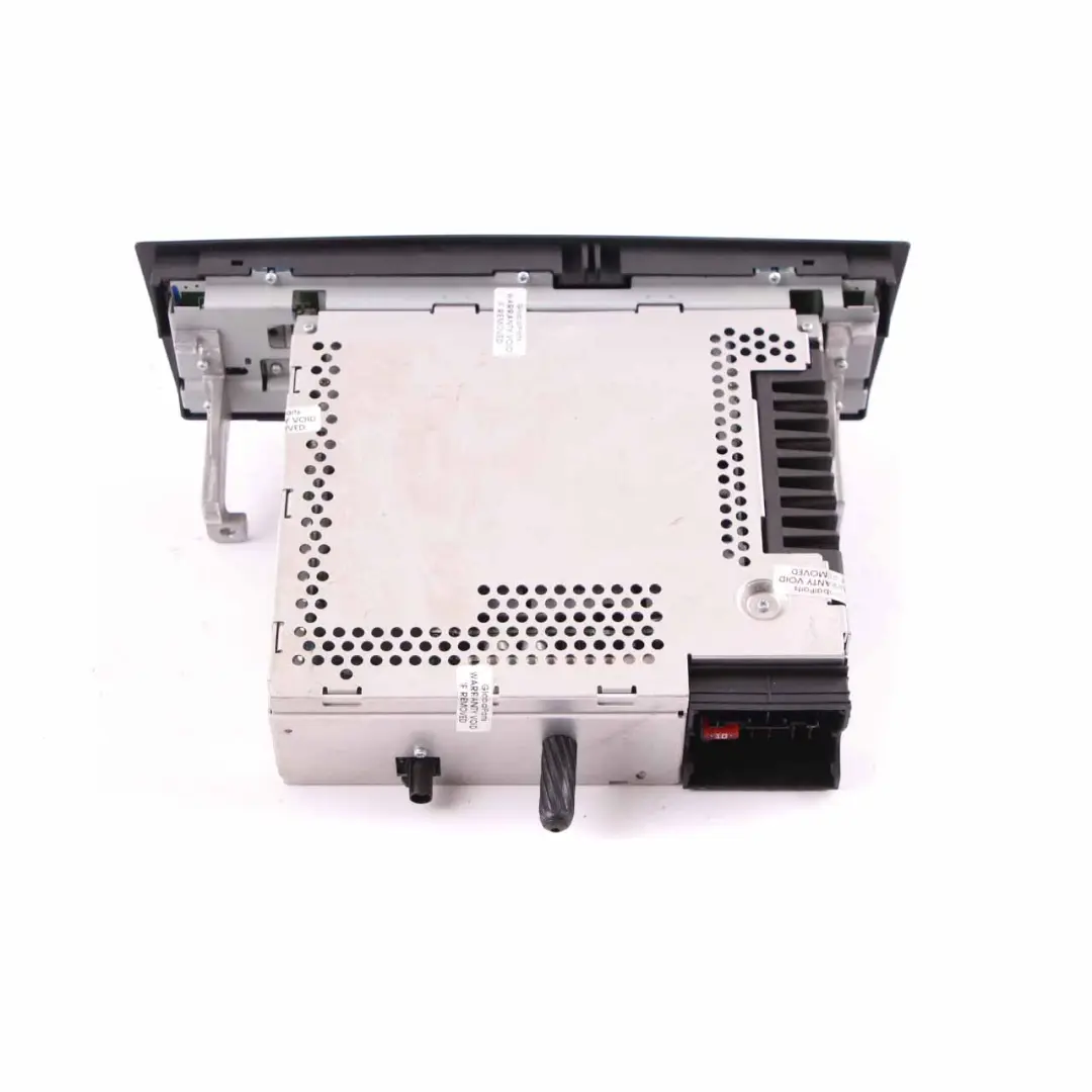 Radio Professional BMW E81 E87 E90 E91 E92 Radio CD Player Head Unit to with Part number 9144776 Radio Professional BMW E81 E87 E90 E91 E92 Radio CD Player Head Unit - SKU 6962570 - Part number 9144776