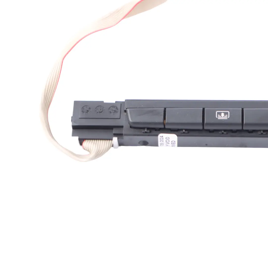 Centre Console Rear Electric Sun Blind Switch Unit to BMW E90 with Part number 6962592 BMW E90 Centre Console Rear Electric Sun Blind Switch Unit - SKU 6962592 - Part number 6962592