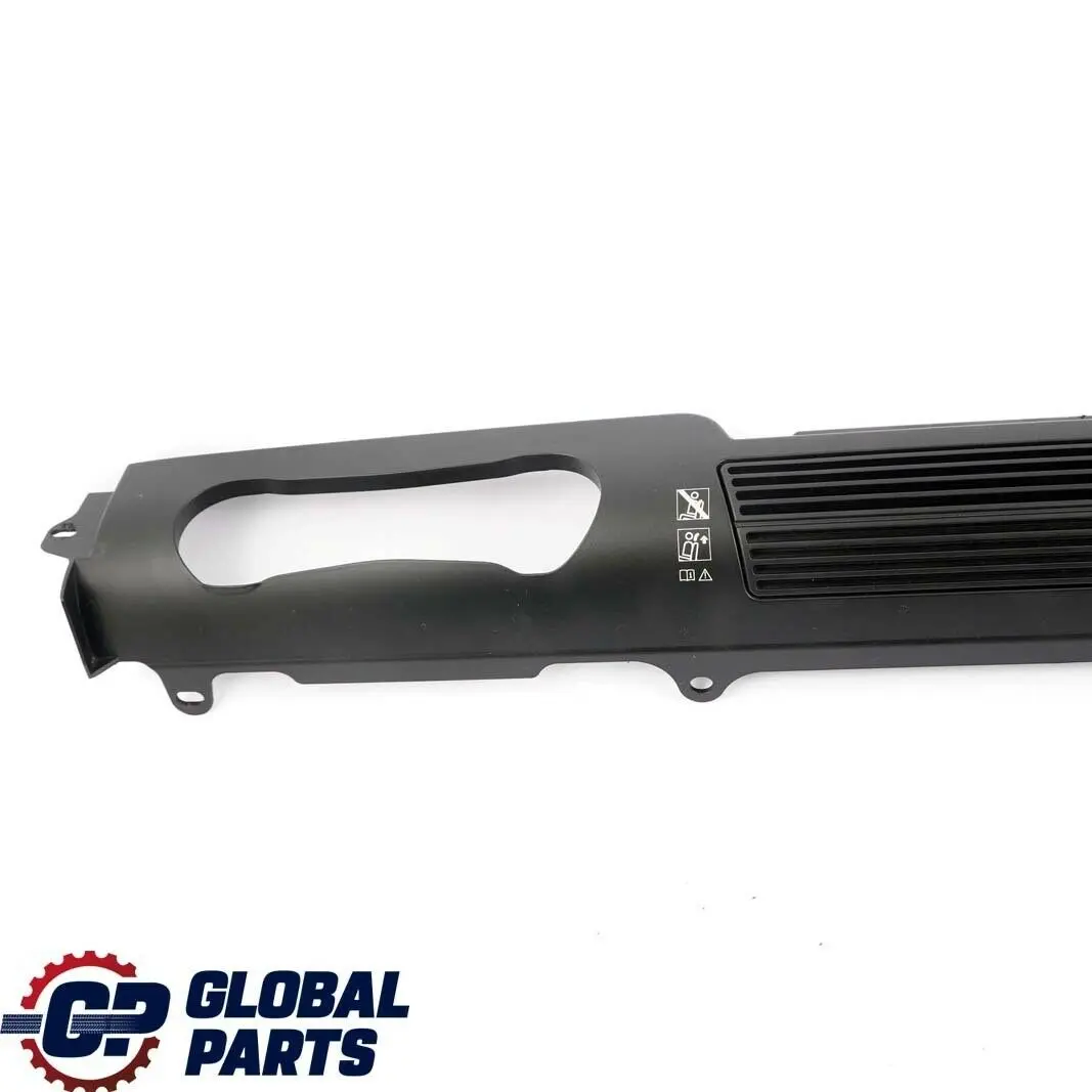 Griglia Ornamentale Luftaustritt Posteriore Nero per BMW E88 Cabrio con numero di parte 6962891 BMW E88 Cabrio Griglia Ornamentale Luftaustritt Posteriore Nero - SKU 6962891 - Numero di parte 6962891