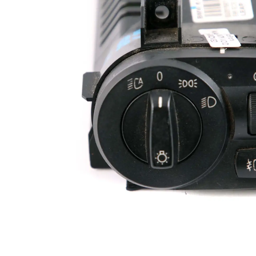 Faros de Control de Luz Interruptor Botones Unidad antiniebla para BMW E85 con número de pieza 6965397 BMW E85 Faros de Control de Luz Interruptor Botones Unidad antiniebla - SKU 6965397 - Número de pieza 6965397