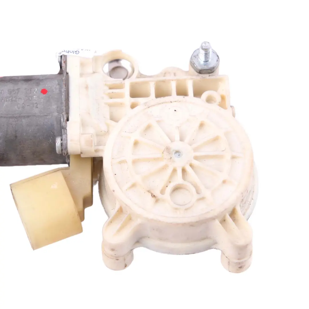 Front Rear Right O/S Door Power Window Motor Regulator Drive to BMW X5 E70 with Part number 6967262 BMW X5 E70 Front Rear Right O/S Door Power Window Motor Regulator Drive - SKU 6967262 - Part number 6967262