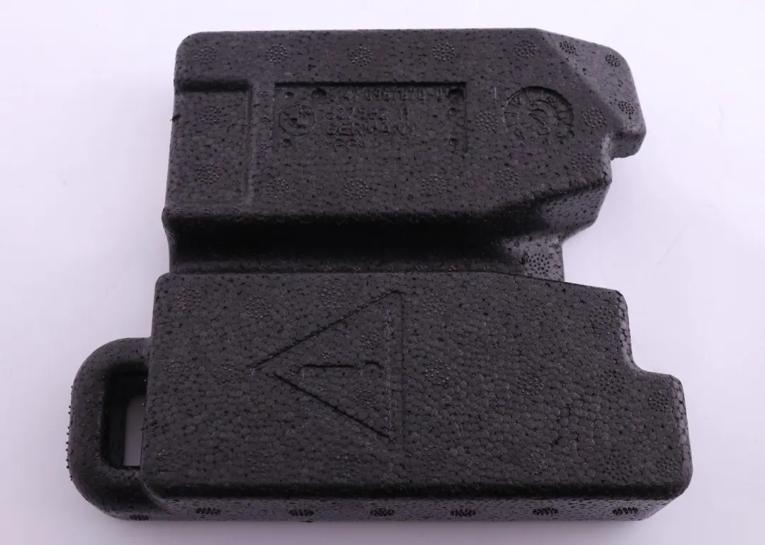 Cache batterie laterale du plancher du coffre a bagages pour BMW E90 LCI à propos du numéro de pièce 6967678 BMW E90 LCI Cache batterie laterale du plancher du coffre a bagages - SKU 6967678 - Numéro de pièce 6967678