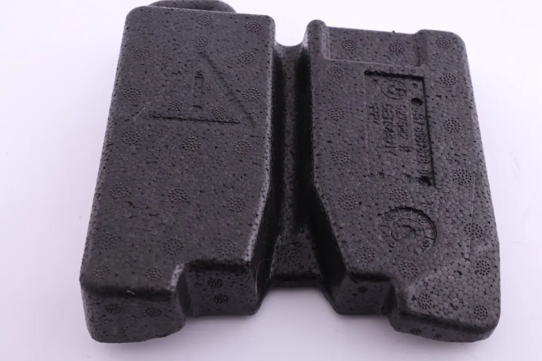 Batterieabdeckung Kofferraum Crashelement Batterie für BMW 3 er E90 LCI mit Teilenummer 6967678 BMW 3 er E90 LCI Batterieabdeckung Kofferraum Crashelement Batterie - SKU 6967678 - Teilenummer 6967678