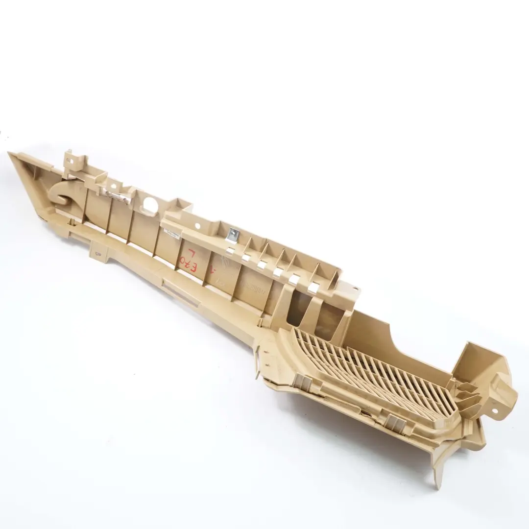 Mocowanie Rolety Bagażnika Lewe Beż do BMW X5 E70 o numerze 6967909 BMW X5 E70 Mocowanie Rolety Bagażnika Lewe Beż - SKU 6967909-1 - Numer Części 6967909