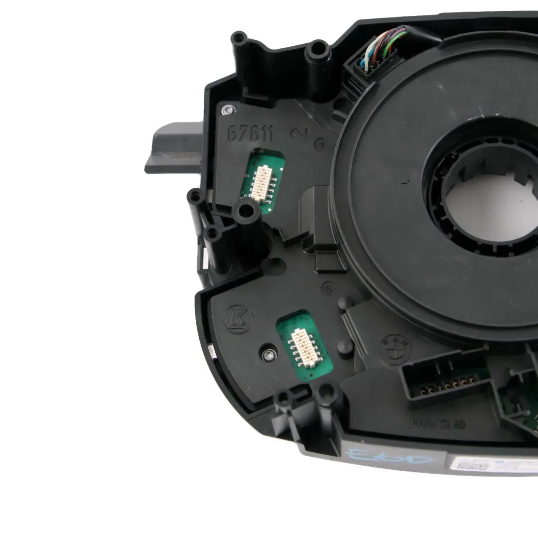 Centrum Sterowania Kolumny Kierownicy Zwijak do BMW E60 E61 E63 E64 o numerze 9204505 BMW E60 E61 E63 E64 Centrum Sterowania Kolumny Kierownicy Zwijak - SKU 6968198 - Numer Części 9204505