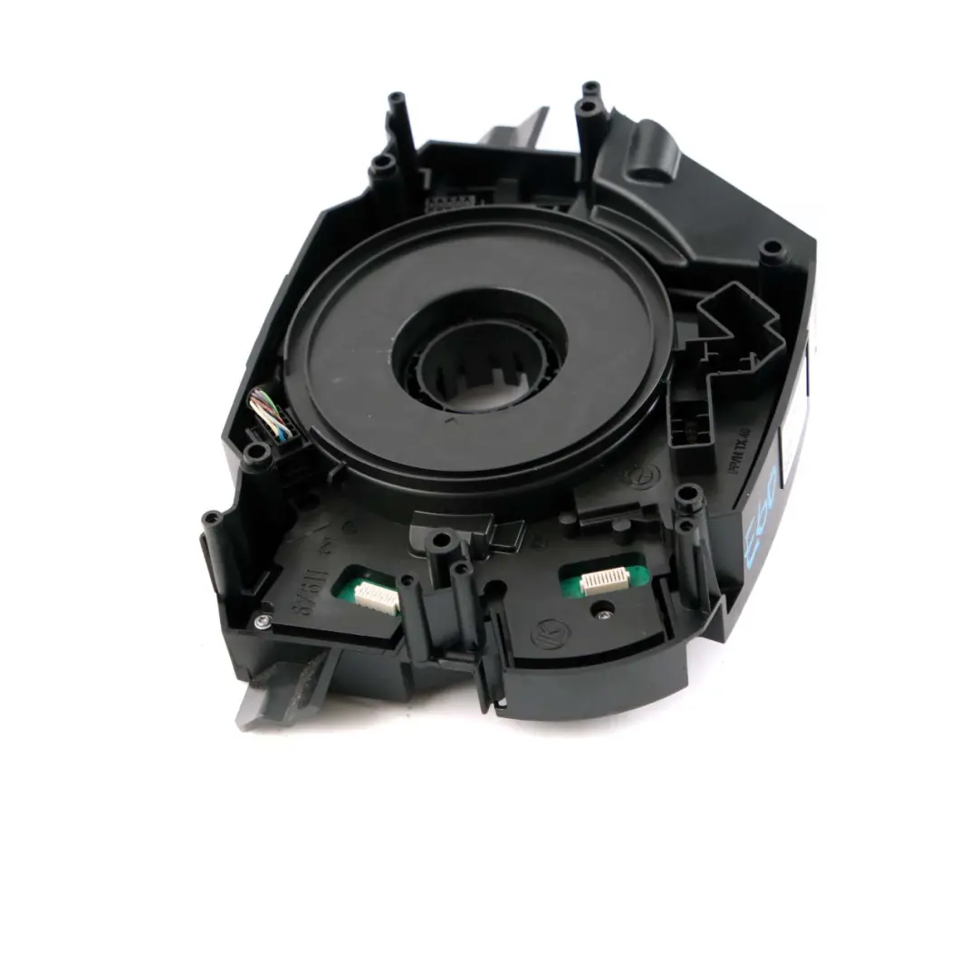 Centrum Sterowania Kolumny Kierownicy Zwijak do BMW E60 E61 E63 E64 o numerze 9204505 BMW E60 E61 E63 E64 Centrum Sterowania Kolumny Kierownicy Zwijak - SKU 6968198 - Numer Części 9204505