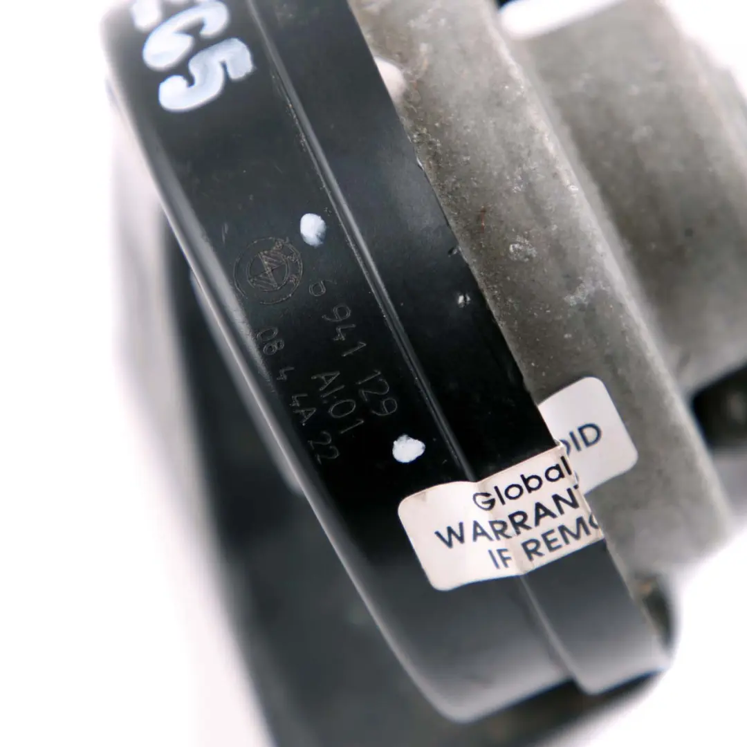 Tweeter Fanfara 8379704 6941129 per BMW E65 E66 E67 con numero di parte 6968442 BMW E65 E66 E67 Tweeter Fanfara 8379704 6941129 - SKU 6968442 - Numero di parte 6968442