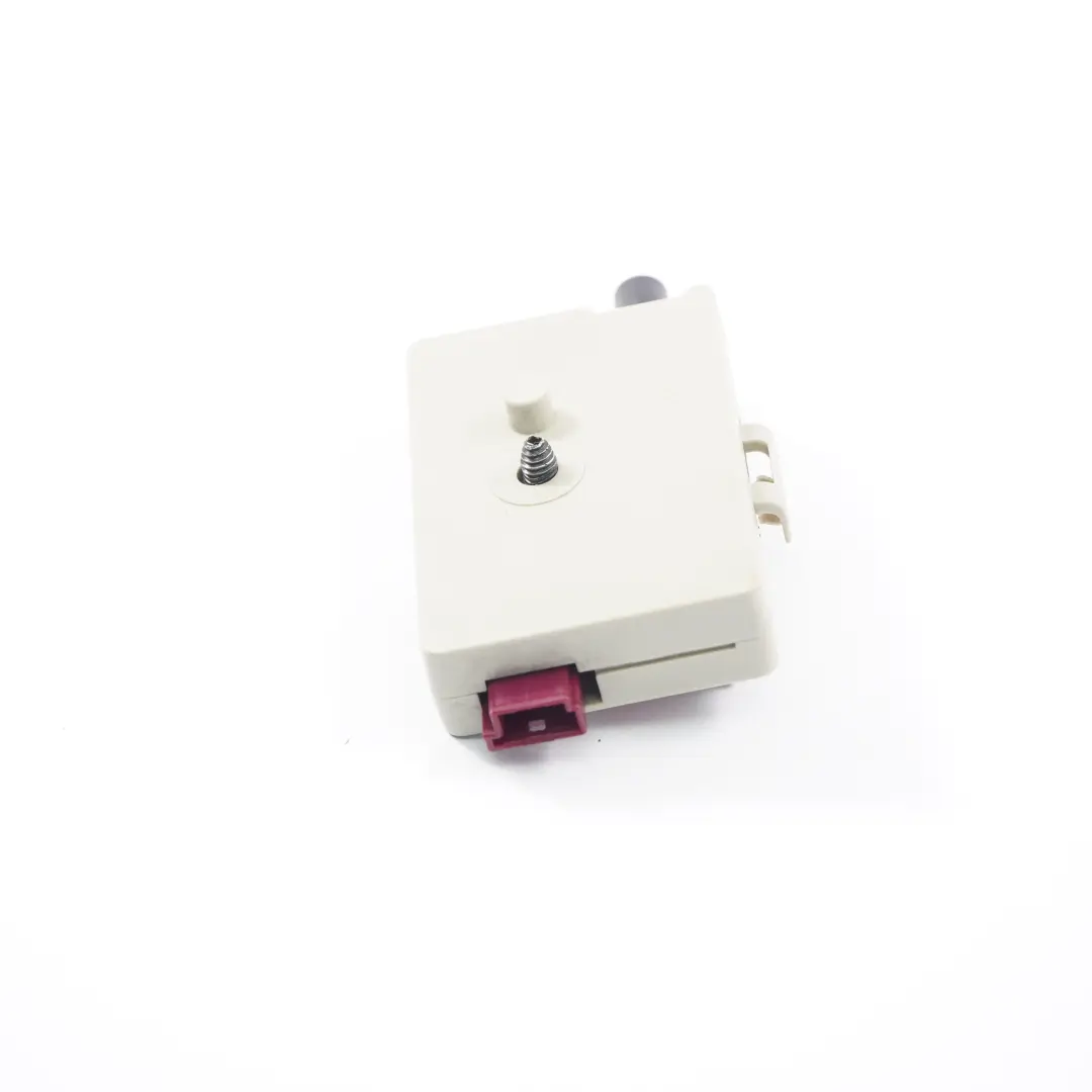 Antena Amplificador FM/AM Izquierda para BMW E93 Convertible con número de pieza 6968649 BMW E93 Convertible Antena Amplificador FM/AM Izquierda - SKU 6968649 - Número de pieza 6968649