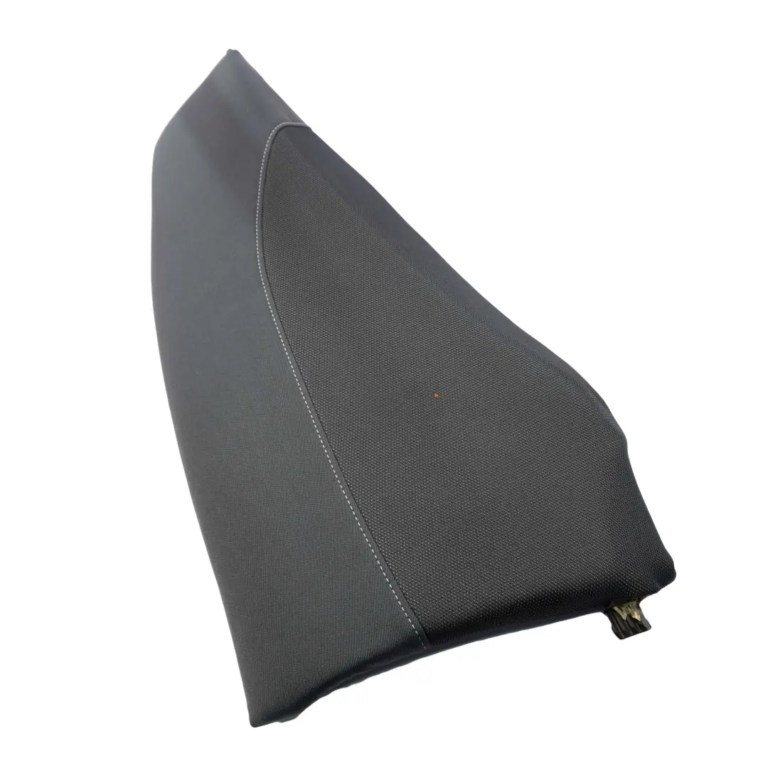 Finitura Laterale Sedile Posteriore Angolo Destro Panno Rete Grigio per BMW E87 con numero di parte 6968814 BMW E87 Finitura Laterale Sedile Posteriore Angolo Destro Panno Rete Grigio - SKU 6968814-1 - Numero di parte 6968814