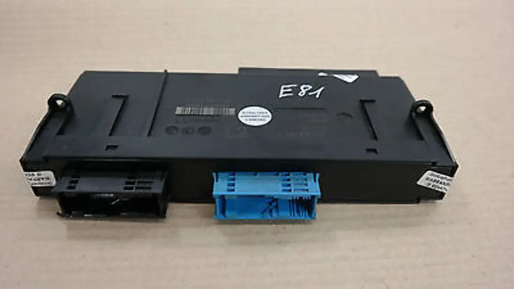 BMW 1 Series e81 BODY CONTROL MODULE L2 6135 - SKU 6968836 - Part number 61356968836